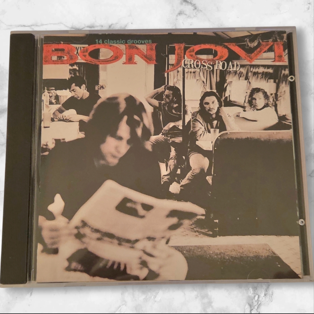 🔥 3/$15 🔥 CD - Bon Jovi "Cross Road"